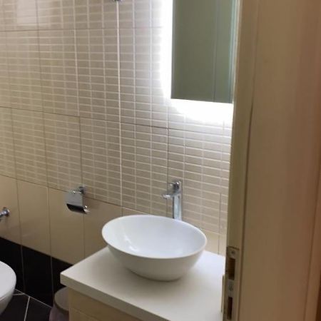 Theasis Apartment Πέρα Γυαλός Εξωτερικό φωτογραφία